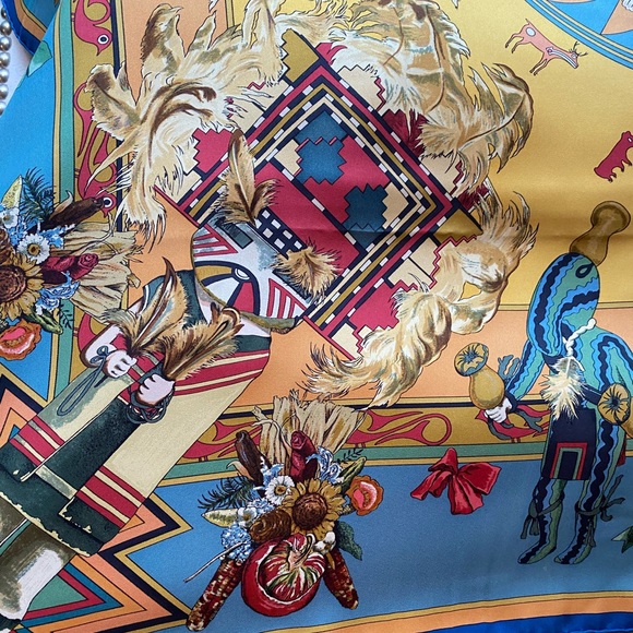 RARE COLLECTOR'S Hermes Kermit Oliver Kachinas Silk Scarf - Picture 8 of 11
